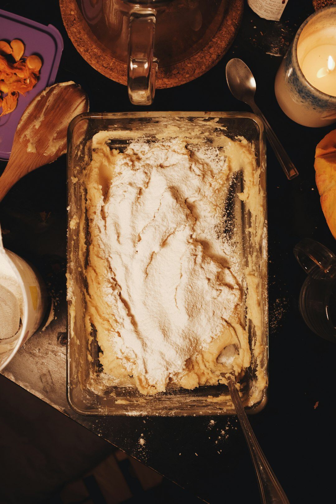 baking cake at home